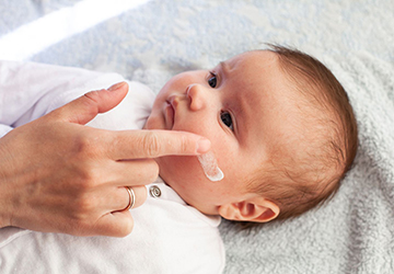 How to Deal with Common Infant Health Issues